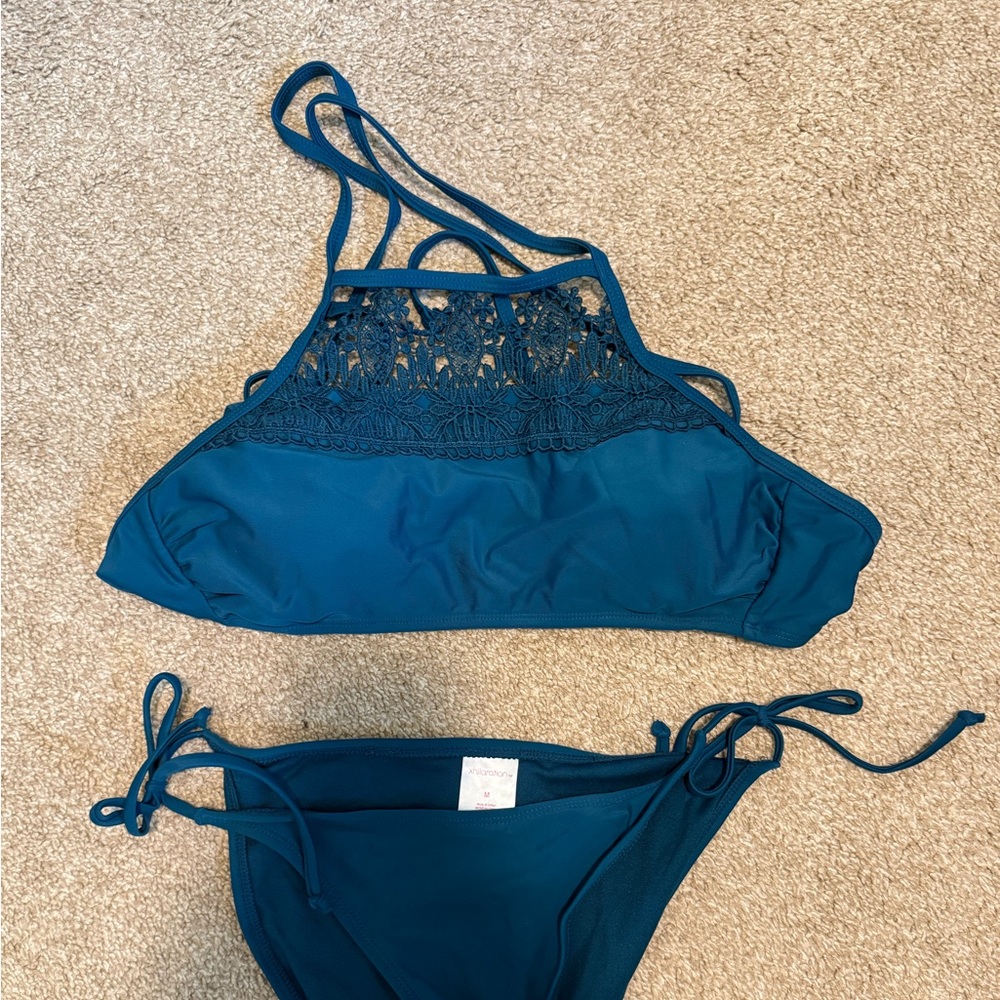 Xhilaration Swim Top L